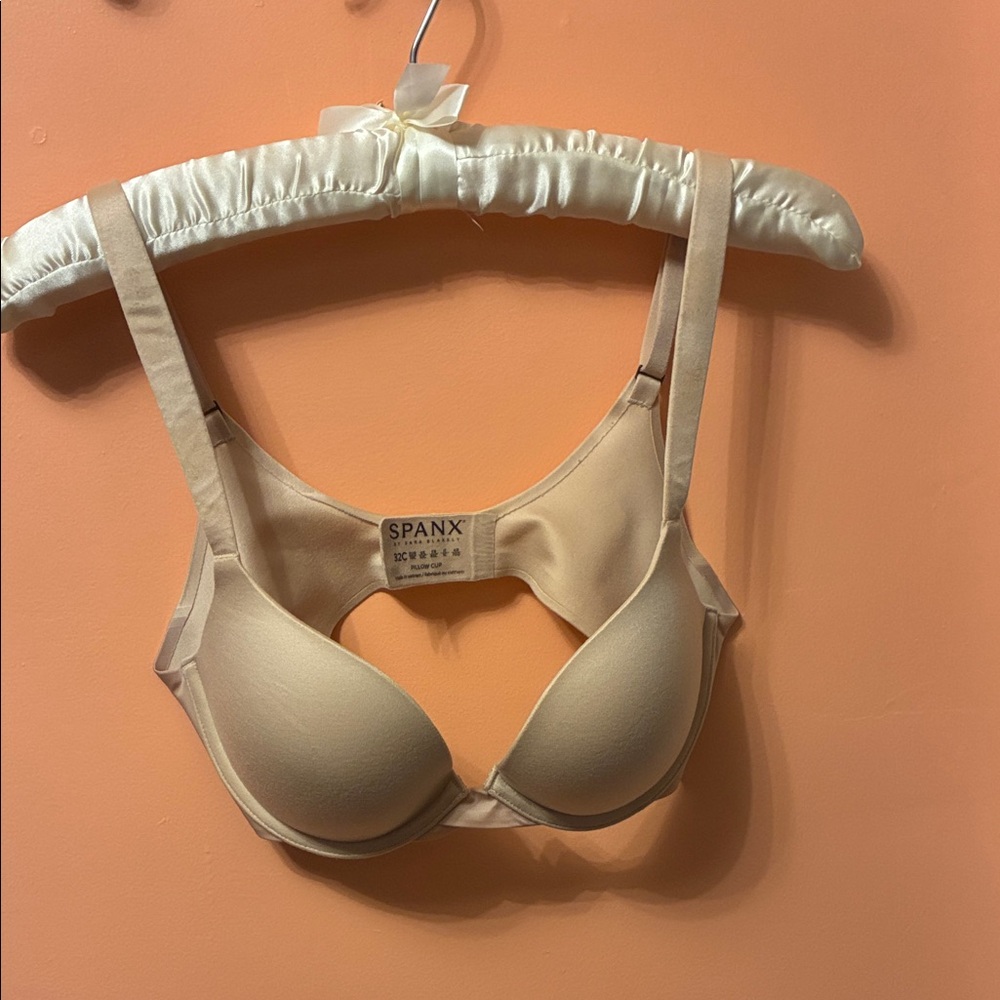 SPANX by Sara Blakely Pillow Cup Bra 32C
